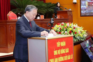 Sáng nay, Tổng Bí thư Tô Lâm cùng các lãnh đạo mặc niệm đồng bào tử vong do thiên tai