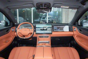 Mẫu SUV hạng D 'đẹp như Lexus' chuẩn bị trình làng: Phong cách hiện đại, có cả hệ thống hỗ trợ lái, siêu tiết kiệm xăng, giá chưa tới 600 triệu