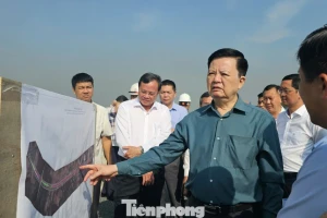 Phó Thủ tướng yêu cầu đẩy nhanh tiến độ Vành đai 3 TPHCM