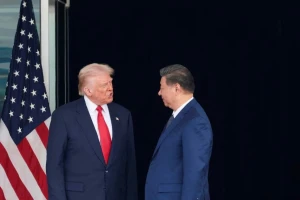 Chủ tịch Trung Quốc Tập Cận Bình điện đàm với Tổng thống Mỹ Donald Trump giữa khủng hoảng với Nhật Bản