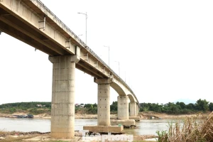 Phú Thọ yêu cầu hoàn thành sửa chữa cầu Sông Lô trong tháng 3/2026