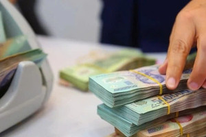 Tín dụng ngành ngân hàng tăng mạnh nhất 5 năm, huy động phục hồi rõ nét trong quý III