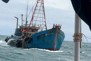 Hàng loạt tàu cá vi phạm IUU bị xử phạt tổng cộng hơn 700 triệu đồng