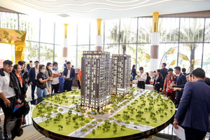 Chuyên gia giải mã ‘cơn sốt’ dòng tiền đổ về bất động sản TP.HCM