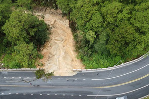 Đề xuất xây cầu mới vượt điểm sạt lở nặng trên đèo Mimosa