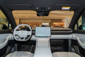 SUV điện hạng 'đại gia' mạnh 489 mã lực, giá chỉ từ hơn 900 triệu đồng ngang một chiếc sedan phổ thông