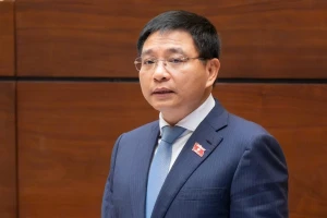 Chính phủ đề xuất cắt giảm giấy phép kinh doanh tối thiểu 50 ngành nghề