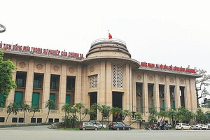 Kho bạc Nhà nước chào mua 150 triệu USD giữa lúc tỷ giá neo cao