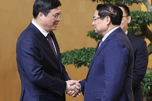 Gặp gỡ tỉnh Quảng Tây (Trung Quốc), Thủ tướng thúc đẩy hợp tác hoàn thiện hai tuyến đường sắt trọng điểm