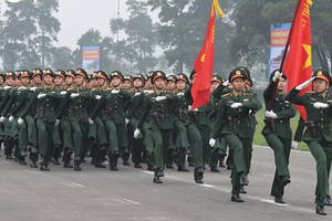 Đề nghị xét tặng danh hiệu Anh hùng LLVTND cho Trung úy Trần Ngọc Thổ