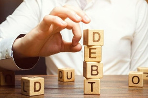 Điều kiện để khách hàng được phân loại lại khoản nợ sang nhóm rủi ro thấp hơn