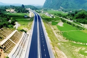 Đề xuất đầu tư cao tốc Mộc Châu - Sơn La gần 22.300 tỷ đồng