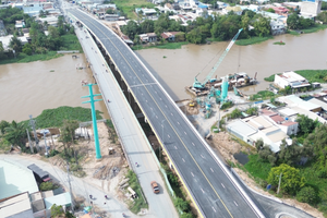 Chính thức thông xe cây cầu trọng yếu tại khu vực giáp biên giới Campuchia, thay thế cây cầu 40 năm tuổi sắp bị phá dỡ