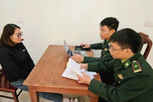 Bắt Hoàng Thị Thuần mang theo 600g vàng nhập cảnh vào Việt Nam