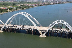 Cây cầu vòm thép nghìn tỷ nối đôi bờ sông Nhật Lệ gặp khó, đối diện nguy cơ vỡ kế hoạch