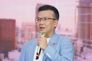 Chuyên gia quốc tế hiến kế giúp TP HCM thoát 'bẫy lao động rẻ', vươn lên bằng công nghệ lõi