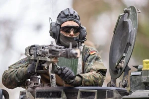 Đức chi hàng tỷ euro để tăng cường quốc phòng