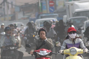 Từ 2027, Hà Nội và TP.HCM 'không chấp nhận' xe sản xuất từ 2017 nếu không đạt điều này