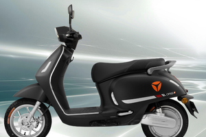 Giới trẻ phát cuồng mẫu xe điện phong cách châu Âu: Giá dưới 26 triệu nhưng đi được 120 km/lần sạc