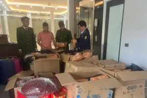 Ninh Bình: Phát hiện 3,5 tạ đông trùng hạ thảo và táo đỏ 'mập mờ nguồn gốc' trong một hộ kinh doanh