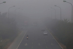 Người Hà Nội 'hút' thụ động 2 điếu thuốc lá mỗi ngày vì ô nhiễm không khí