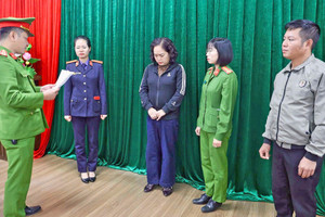 Khởi tố, bắt tạm giam 2 cán bộ cơ quan thuế tham ô 4,3 tỷ đồng