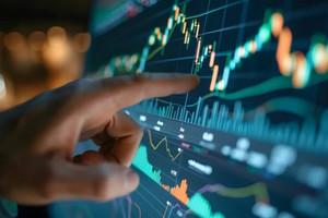 Dòng vốn ngân hàng đổ mạnh vào thị trường chứng khoán qua ‘bảng cân đối thứ hai’