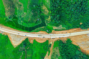 Huy động hơn 3.000 nhân lực, 1.400 máy móc thiết bị gấp rút thi công dự án cao tốc 23.000 tỷ đồng