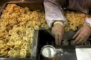 Trung Quốc áp thuế với bao cao su và sản phẩm tránh thai để tăng tỷ lệ sinh