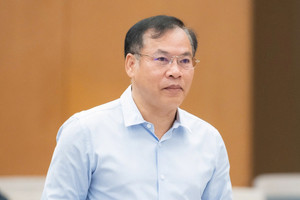 Giao thêm quyền cho công an cấp xã được xử lý vi phạm môi trường, an toàn thực phẩm