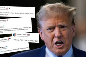 Ông Trump đăng hơn 160 bài trong 5 giờ trên Truth Social, dồn dập chia sẻ thuyết âm mưu và công kích đối thủ