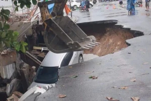 Nguyên nhân 'hố tử thần' xuất hiện 'nuốt' 2 ô tô ở Đà Nẵng