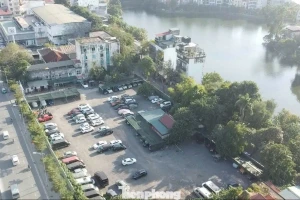 Hiện trạng 3 lô 'đất vàng' bỏ không ở trung tâm Hà Nội