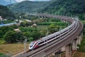 Chọn nhà thầu Trung Quốc cho tuyến đường sắt huyết mạch dài 1.035km, láng giềng Việt Nam thắng lớn