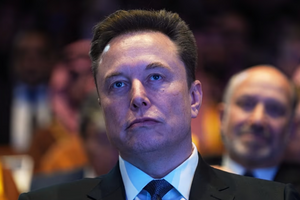 Mạng xã hội X của Elon Musk dính án phạt 120 triệu euro