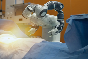Láng giềng Việt Nam tạo đột phá lớn: Phát triển thành công robot phẫu thuật khéo như bác sĩ lành nghề, độ chính xác lên tới 95%