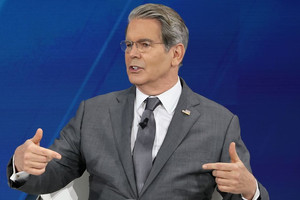 Bộ trưởng Tài chính Mỹ: Ông Trump vẫn có thể áp thuế ‘vĩnh viễn’ nếu thua kiện