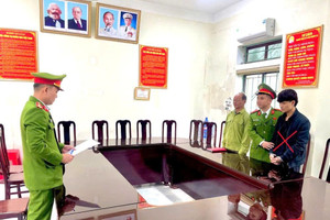 Khởi tố Nguyễn Hoài Linh