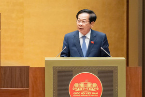 Cho phép viên chức được 'chân trong chân ngoài', tham gia điều hành doanh nghiệp tư nhân