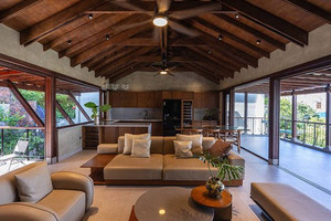 Ba House - Nhịp điệu sống chậm của ba thế hệ bên sườn đồi