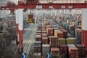 Bị Mỹ áp thuế nặng, Trung Quốc vẫn xuất siêu kỷ lục: Bí mật nằm ở đâu?