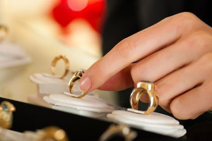 Giá vàng sáng 11/12: Fed hạ lãi suất, thị trường lập tức phản ứng mạnh