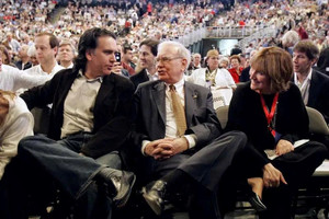 Con trai Warren Buffett ‘đốt sạch’ 200 triệu USD tiền thừa kế