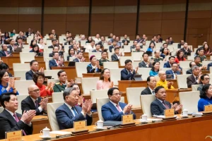 Quốc hội yêu cầu cải cách mạnh mẽ chế độ tiền lương