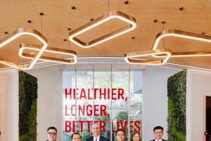 Lãnh đạo Bộ Tài chính thăm và làm việc với Tập đoàn AIA tại Hồng Kông, Trung Quốc