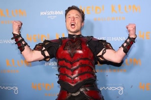 1 ngày của tỷ phú giàu nhất hành tinh Elon Musk: 3h sáng mới đi ngủ, làm việc 120 giờ mỗi tuần, gần như không ăn trưa