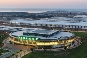 Coteccons (CTD) lần đầu kể chuyện 14 ngày thần tốc chinh phục thử thách tại nhà máy VinFast