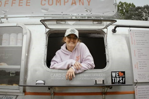 U30 bán cà phê kiếm về hơn 13 tỷ đồng/năm mà không cần tốn tiền thuê mặt bằng