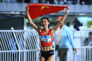 Lộ diện nữ VĐV Việt Nam sinh năm 2005, sở hữu đôi chân nuột nà, phá vỡ kỷ lục tồn tại suốt 15 năm