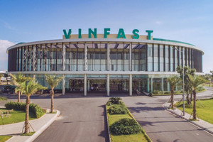 Đến thăm dự án 175.000 tỷ đồng, Phó Thủ tướng bày tỏ sự vui mừng và nói về ‘lợi ích lớn’ VinFast mang lại